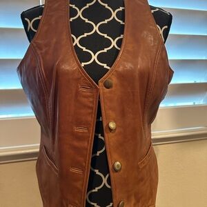 Idyllwind fitted women’s leather button-down vest, NWOT, size large